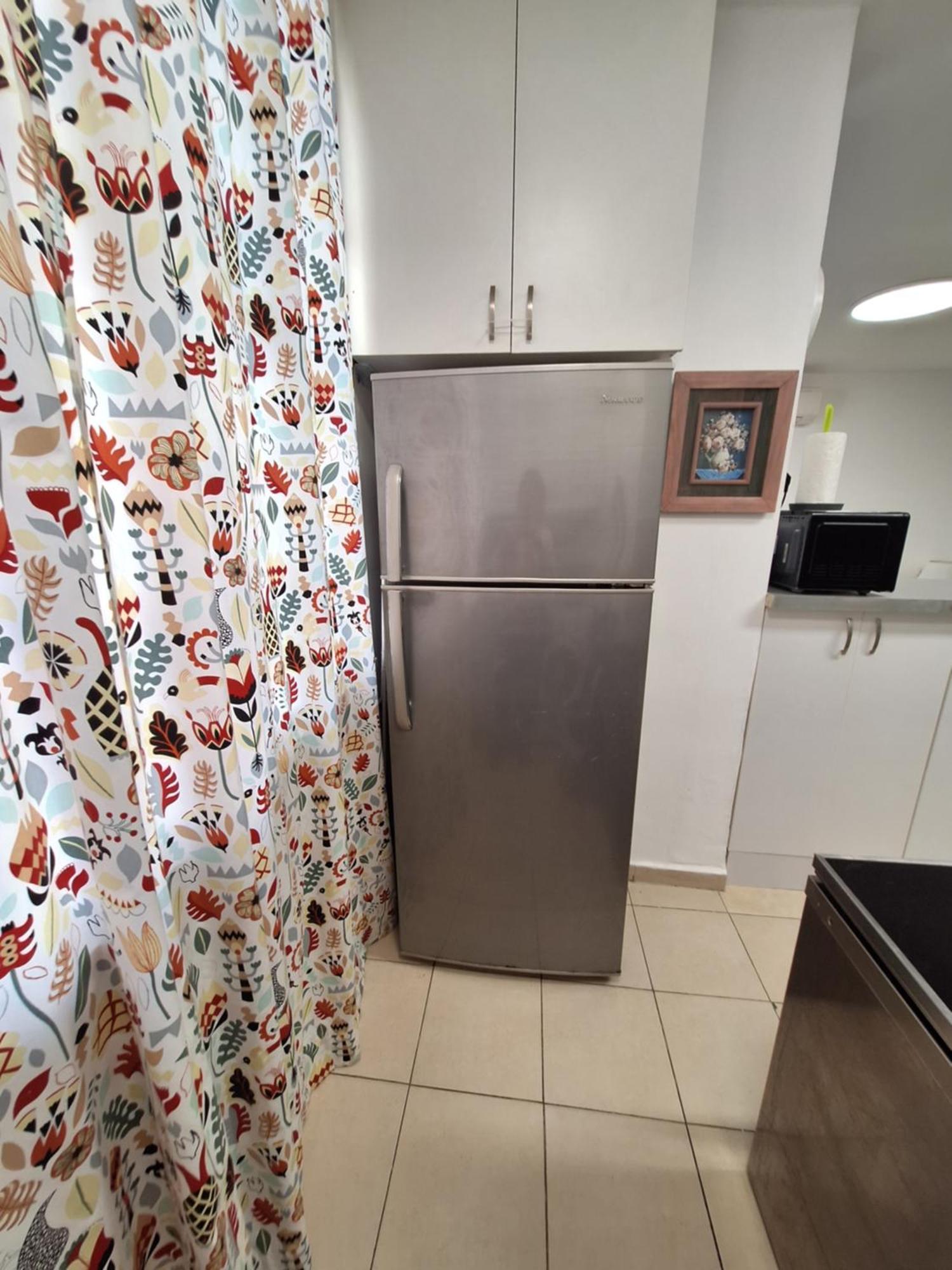 Amazing Apartment For 3 Guests Steps From The Beach Netanya Exteriör bild